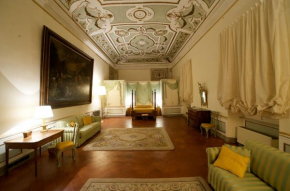 Palazzo Tucci Residenza d'epoca Lucca